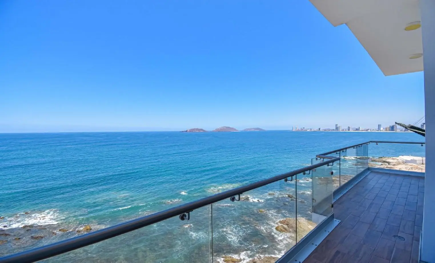 Ocean view condo at Boca de Cielo