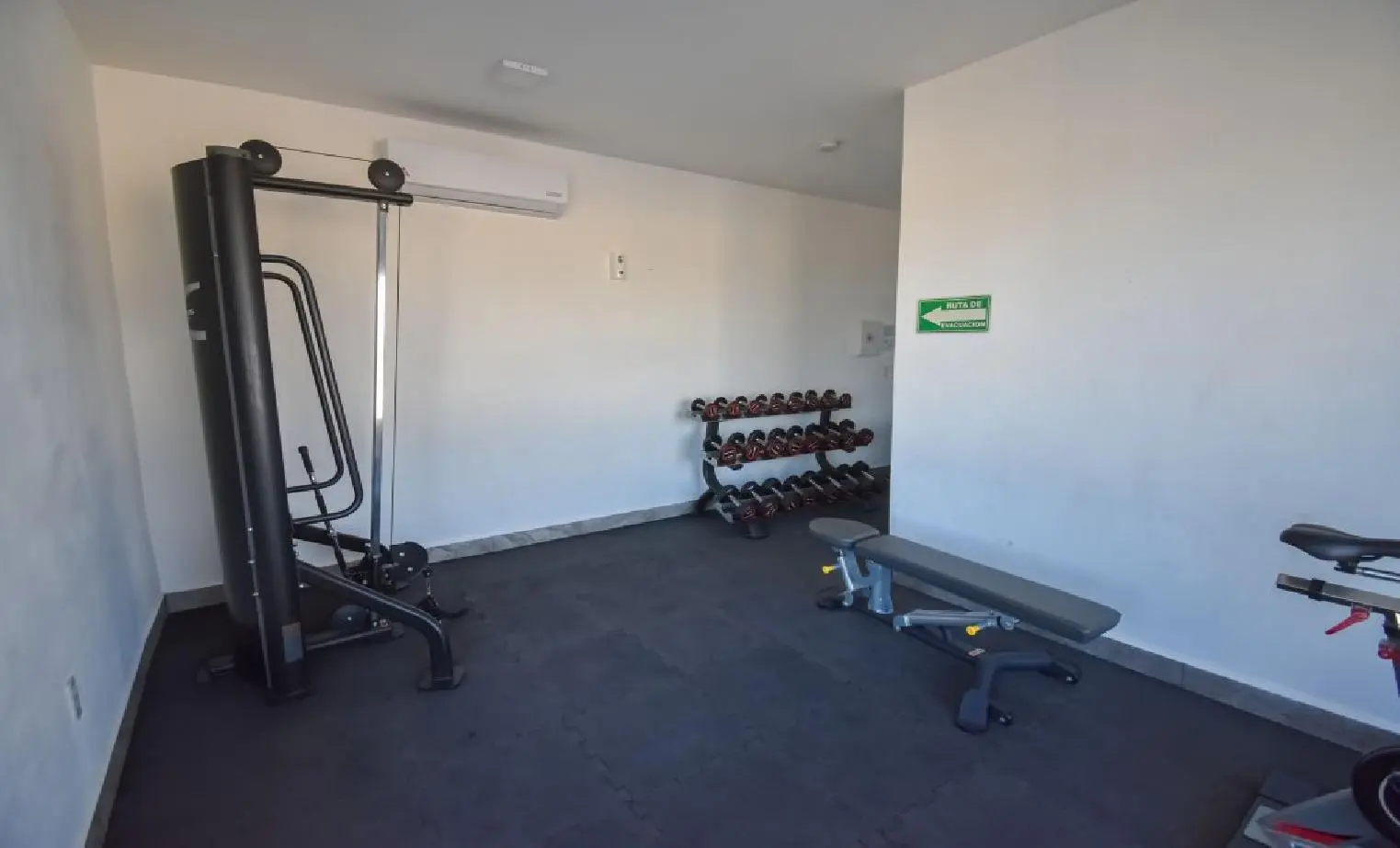 Photo 44