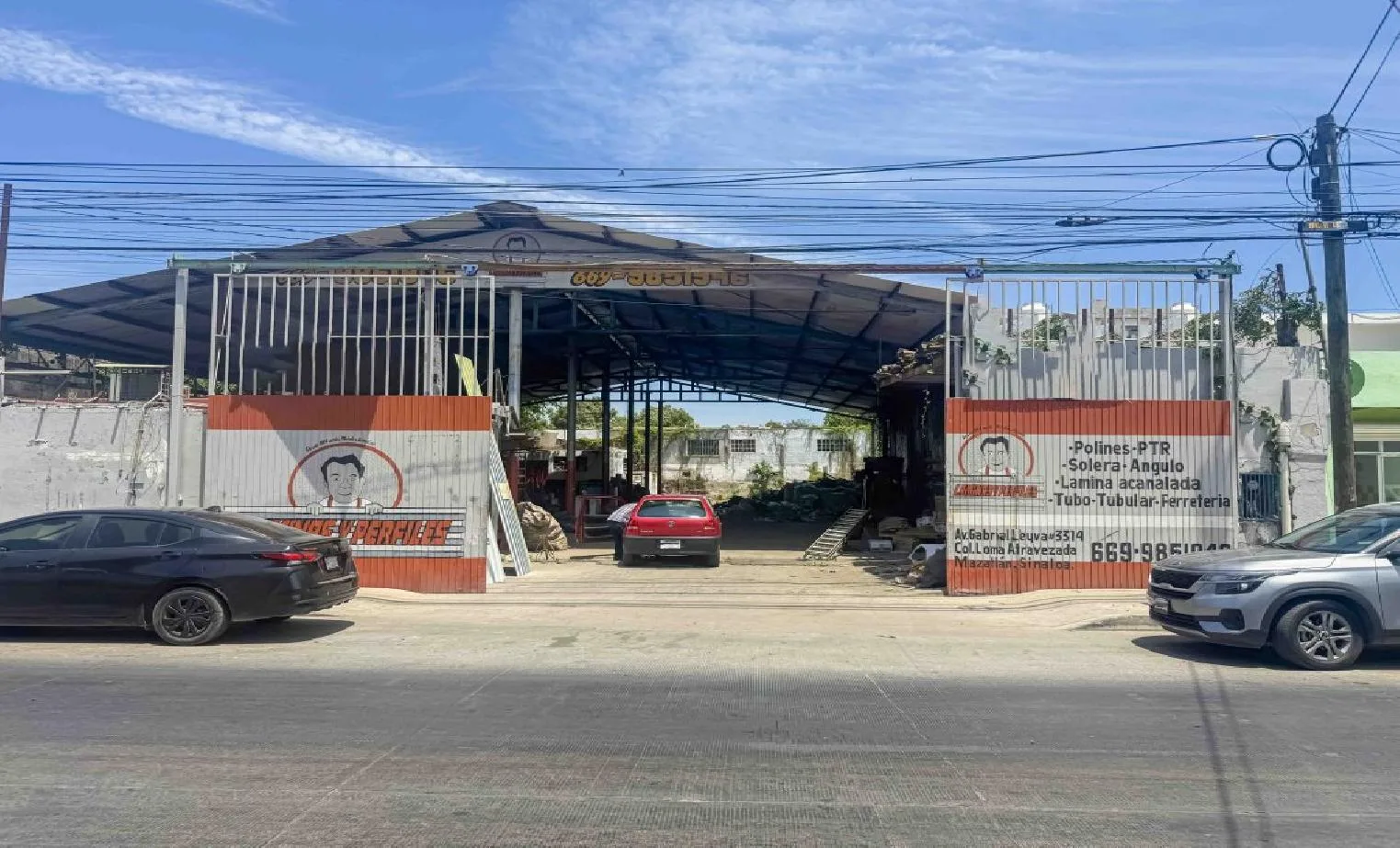 Warehouse for sale in commercial area of ??Gabriel Leyva Avenue