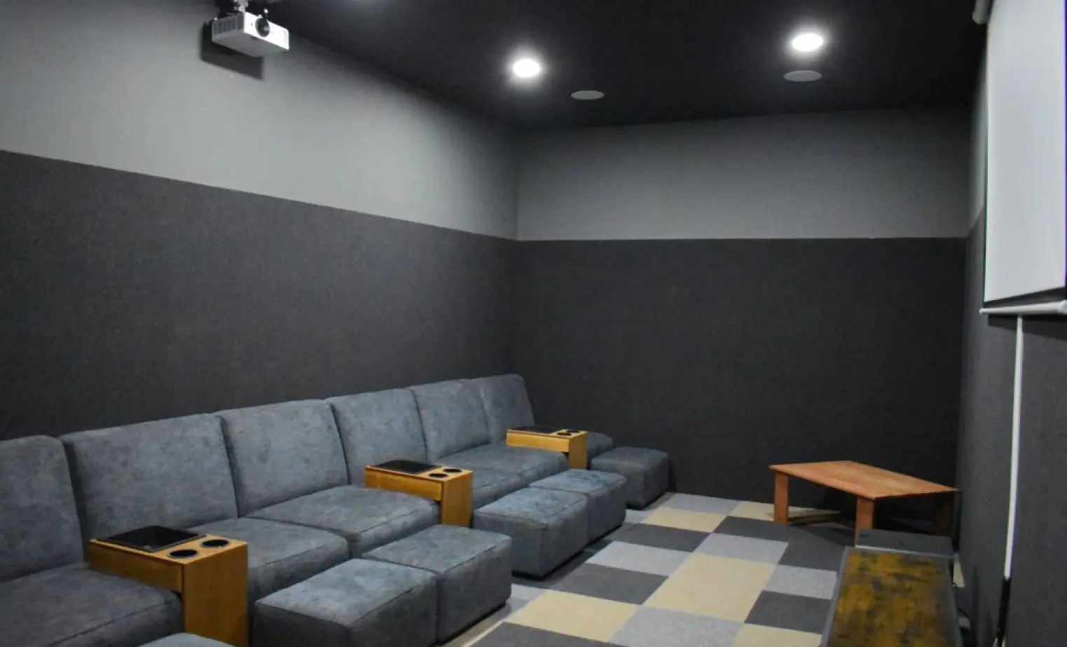 Gallery 25