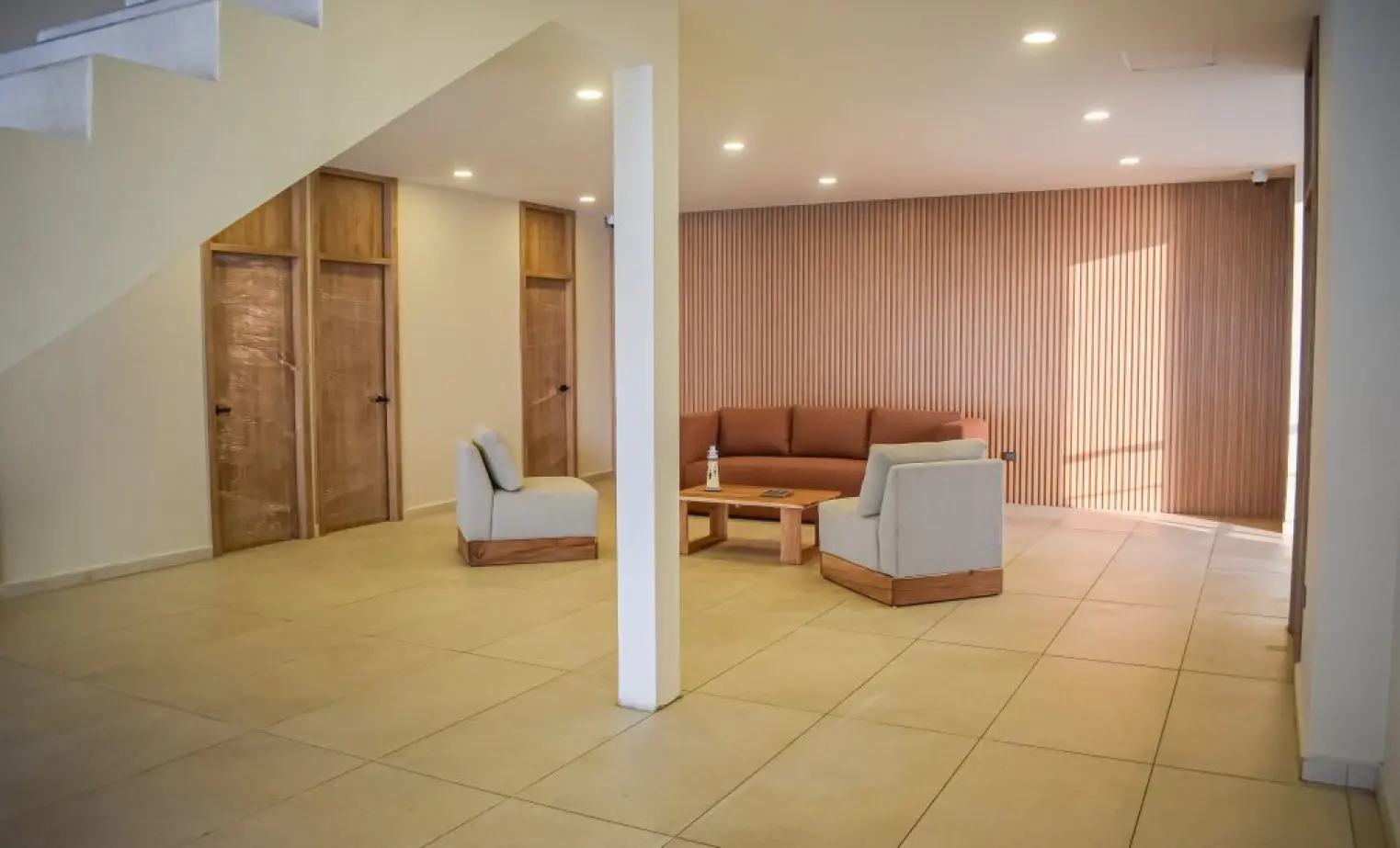 Gallery 33
